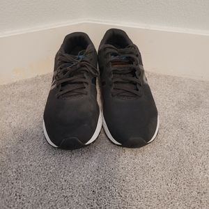 New Balance Size 11.5